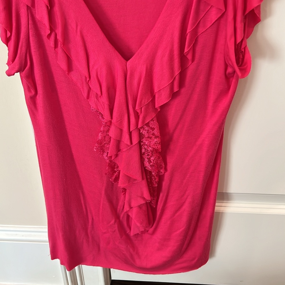IZ byer Size M Ruffle Top - Picture 3 of 4